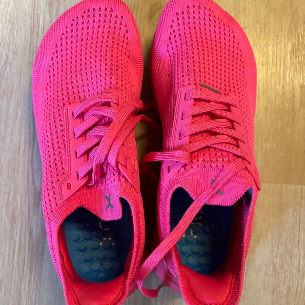 Flux running shoes